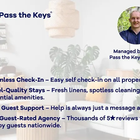 Апартаменты 4 Chapel Stylish 2-bed Flat Near Centre Pass The Keys