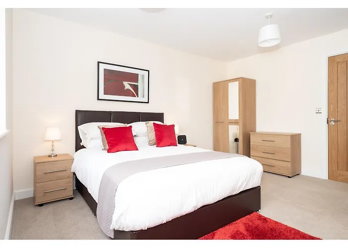 4 Chapel Stylish 2-bed Flat Near Centre Pass The Keys * York